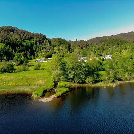 Modern And Rustic With Fjord View In Samnanger Casa de Férias